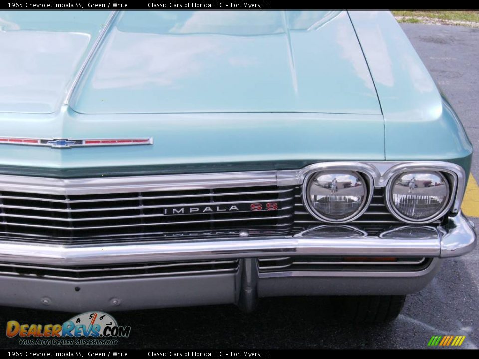 1965 Chevrolet Impala SS Green / White Photo #15
