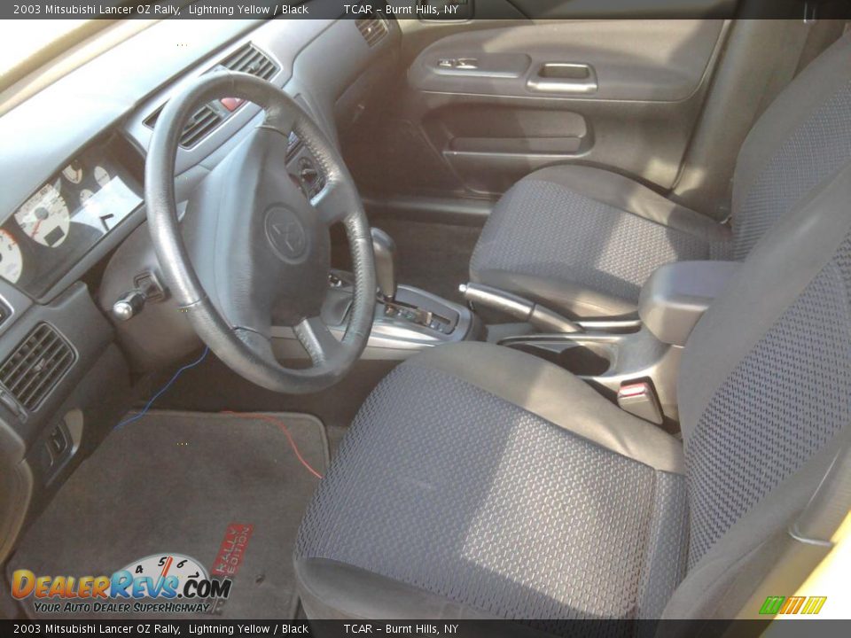 Black Interior 2003 Mitsubishi Lancer Oz Rally Photo 7