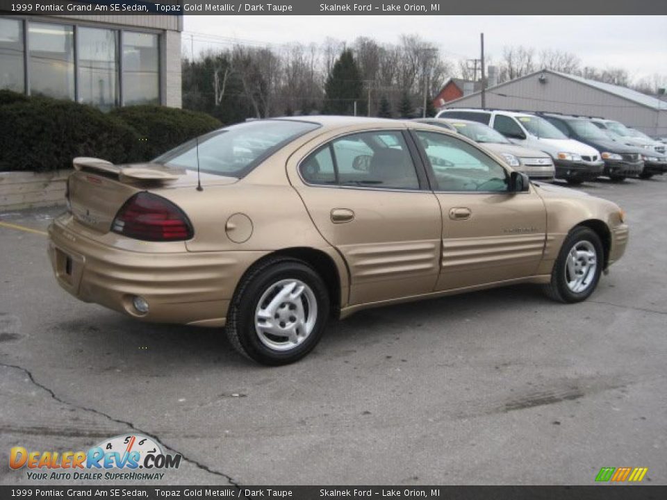 1999 Pontiac Grand Am SE Sedan Topaz Gold Metallic / Dark Taupe Photo #6