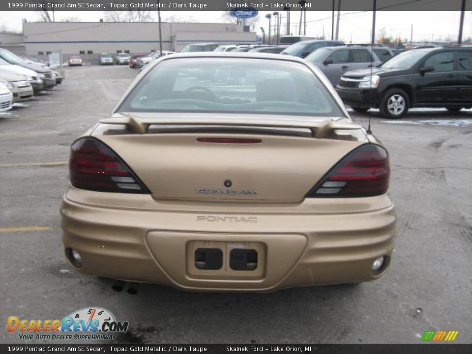 1999 Pontiac Grand Am SE Sedan Topaz Gold Metallic / Dark Taupe Photo #8