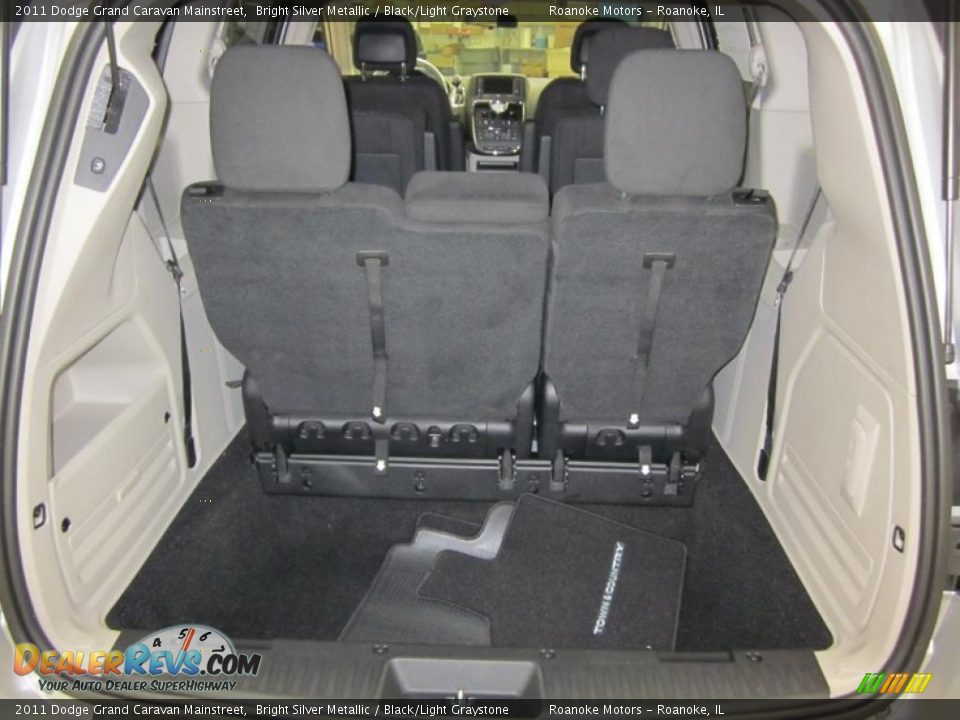 2011 Dodge Grand Caravan Mainstreet Trunk Photo #6