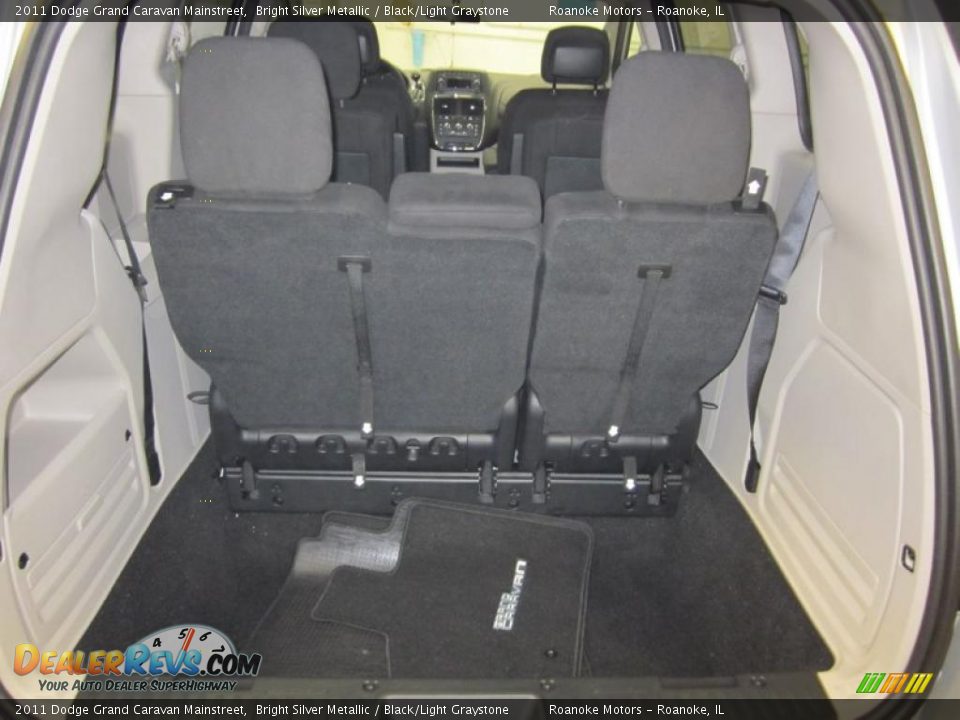 2011 Dodge Grand Caravan Mainstreet Trunk Photo #14