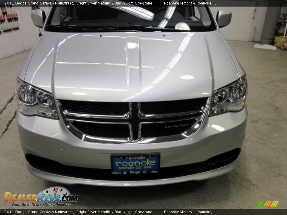 2011 Dodge Grand Caravan Mainstreet Bright Silver Metallic / Black/Light Graystone Photo #15