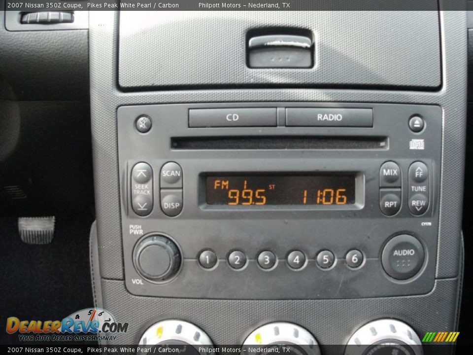 2007 Nissan 350Z Coupe Pikes Peak White Pearl / Carbon Photo #35