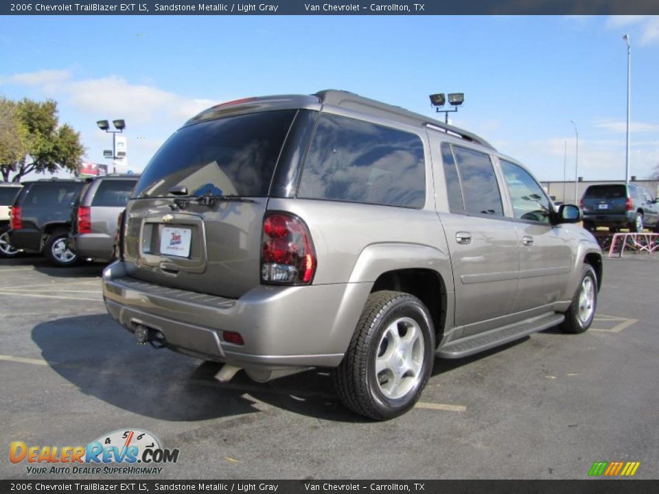2006 Chevrolet TrailBlazer EXT LS Sandstone Metallic / Light Gray Photo #6