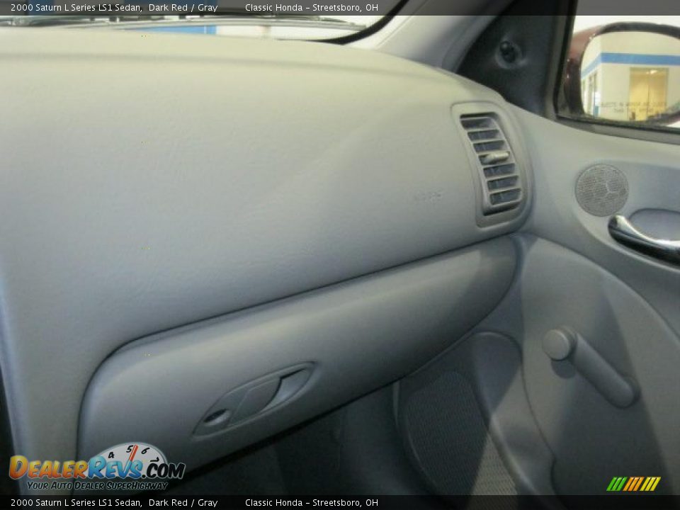 2000 Saturn L Series LS1 Sedan Dark Red / Gray Photo #26