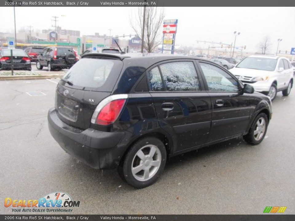 2006 Kia Rio Rio5 SX Hatchback Black / Gray Photo #4