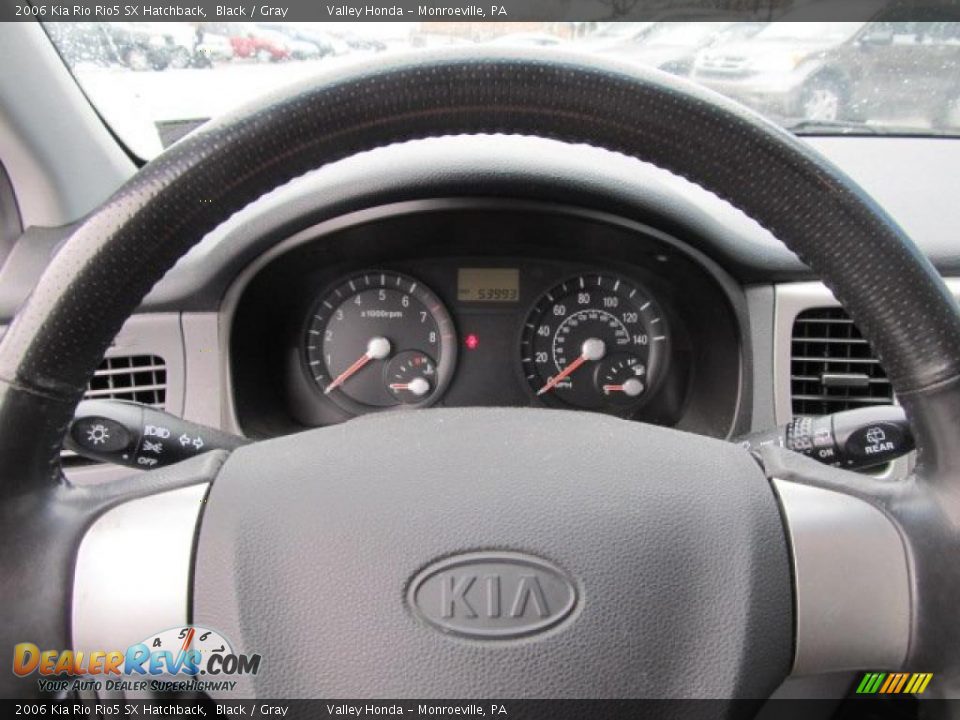 2006 Kia Rio Rio5 SX Hatchback Black / Gray Photo #11