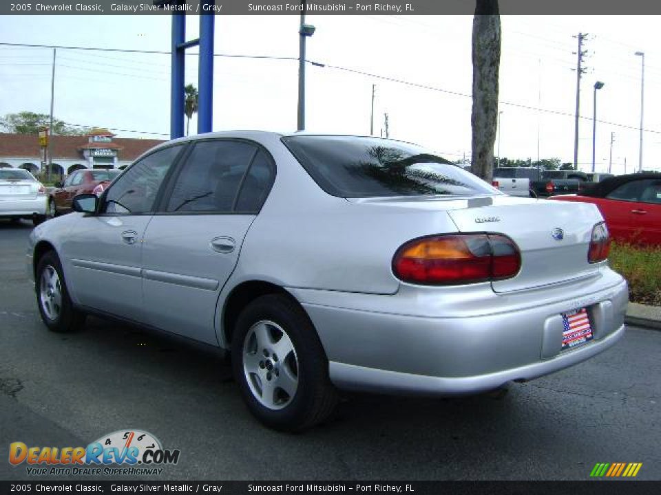 2005 Chevrolet Classic Galaxy Silver Metallic / Gray Photo #5
