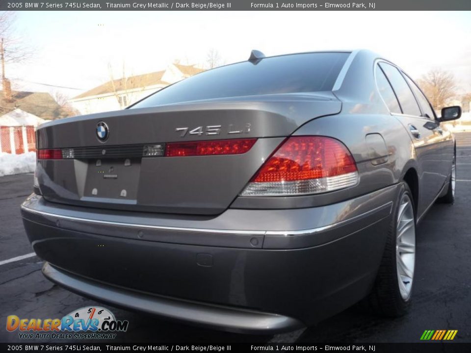 2005 BMW 7 Series 745Li Sedan Titanium Grey Metallic / Dark Beige/Beige III Photo #17