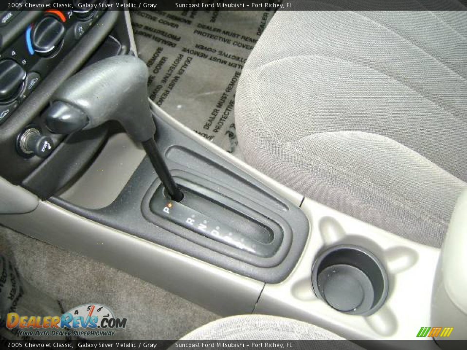 2005 Chevrolet Classic Galaxy Silver Metallic / Gray Photo #31