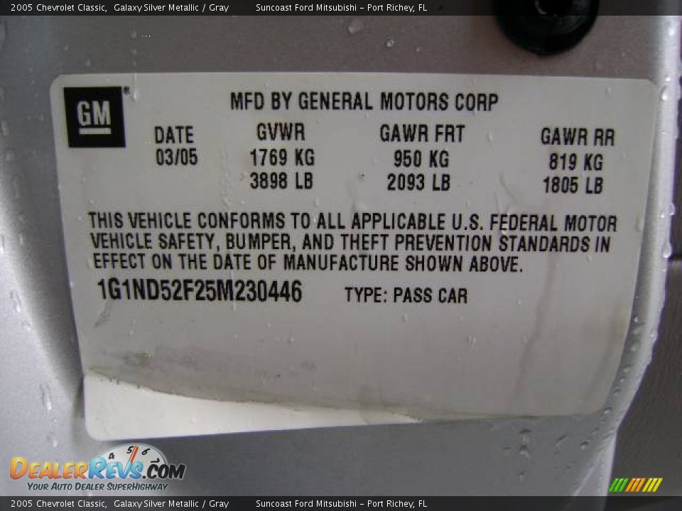 2005 Chevrolet Classic Galaxy Silver Metallic / Gray Photo #34