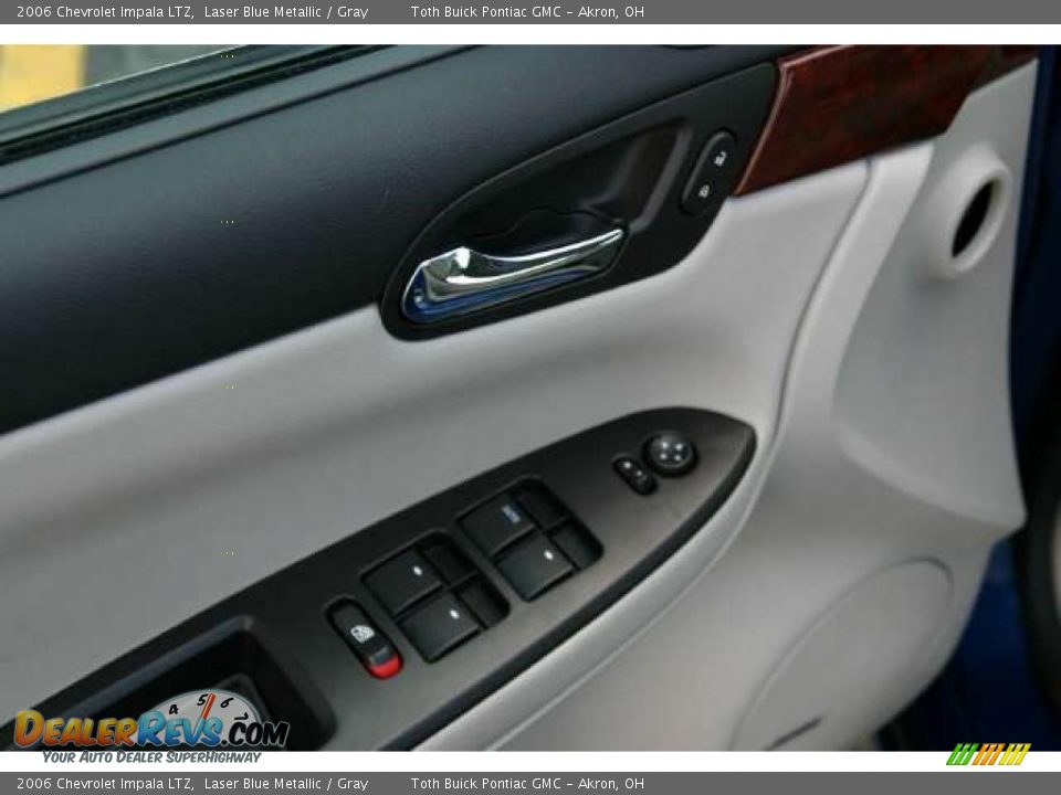 2006 Chevrolet Impala LTZ Laser Blue Metallic / Gray Photo #10