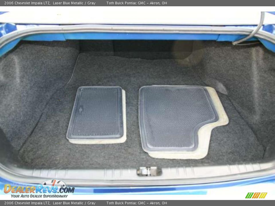 2006 Chevrolet Impala LTZ Laser Blue Metallic / Gray Photo #17