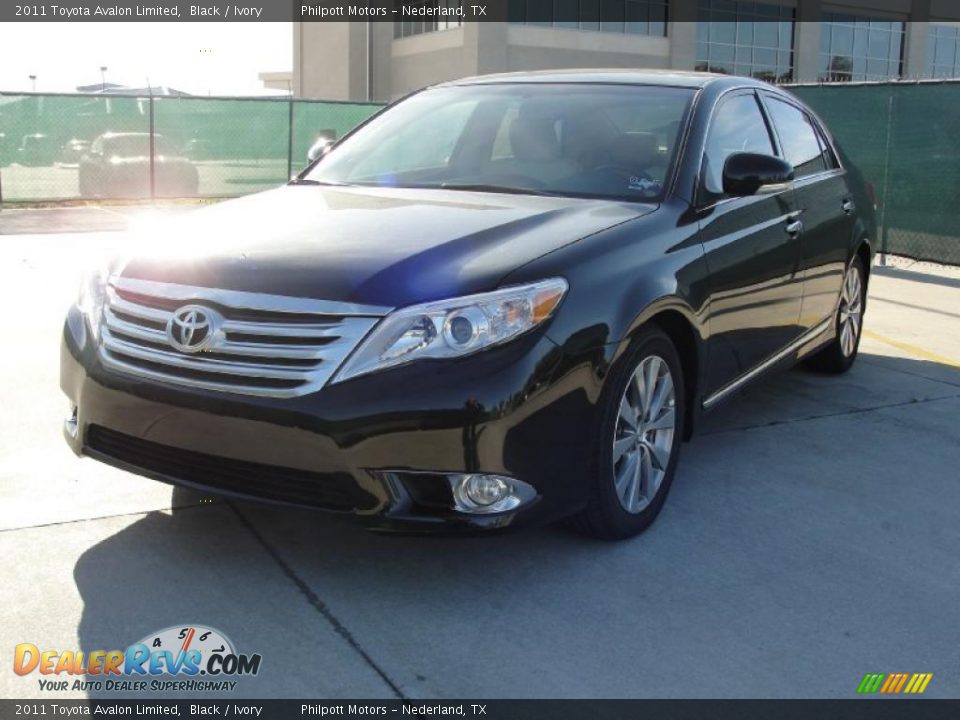 2011 Toyota Avalon Limited Black / Ivory Photo #7