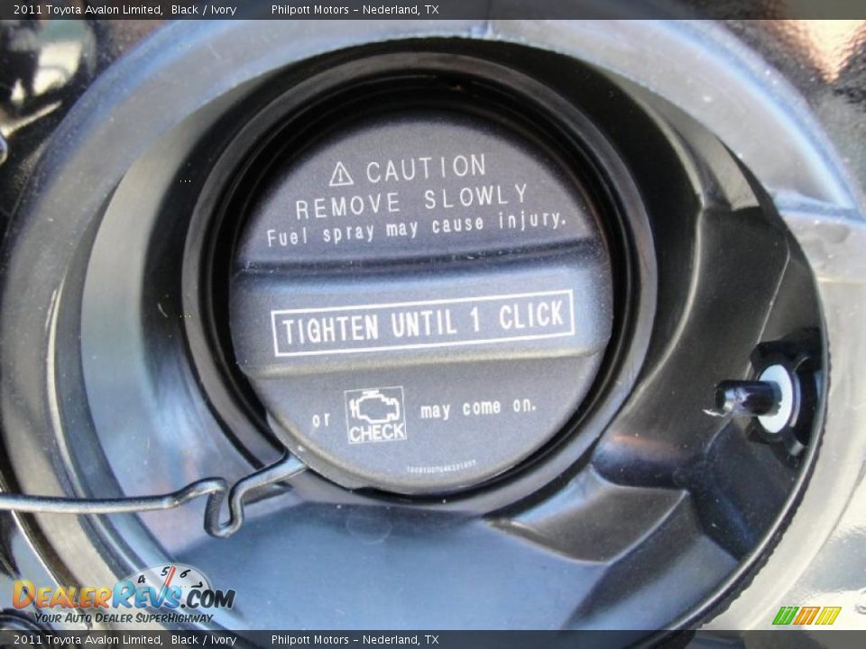 2011 Toyota Avalon Limited Black / Ivory Photo #13