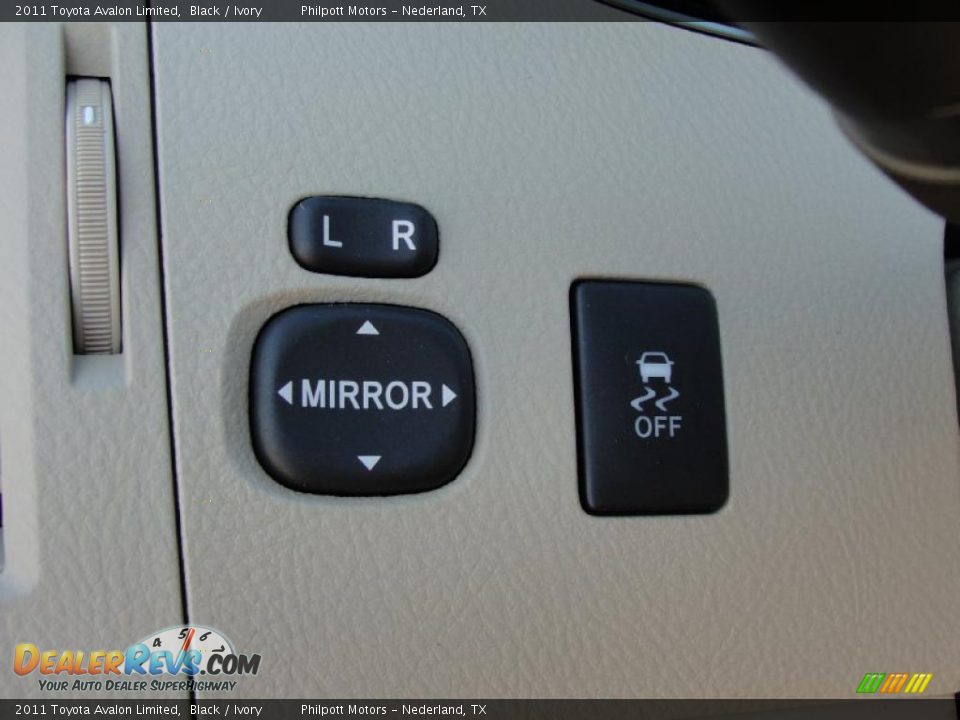 2011 Toyota Avalon Limited Black / Ivory Photo #34