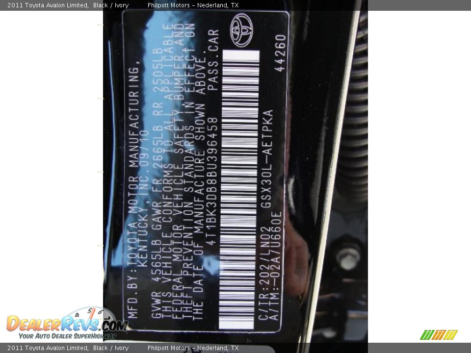 2011 Toyota Avalon Limited Black / Ivory Photo #36