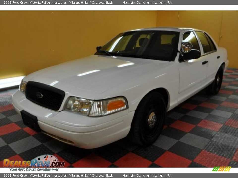 2008 Ford Crown Victoria Police Interceptor Vibrant White / Charcoal Black Photo #2