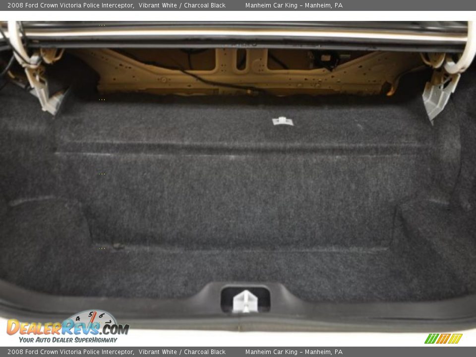 2008 Ford Crown Victoria Police Interceptor Trunk Photo #12