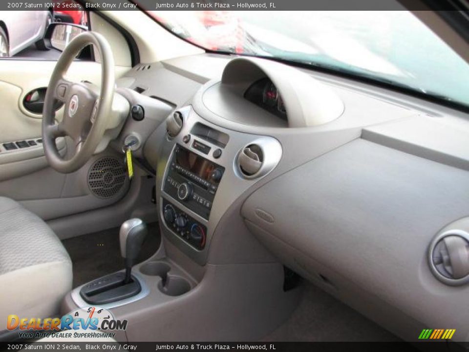 2007 Saturn ION 2 Sedan Black Onyx / Gray Photo #14