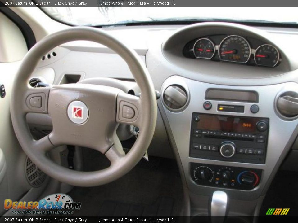 2007 Saturn ION 2 Sedan Black Onyx / Gray Photo #18