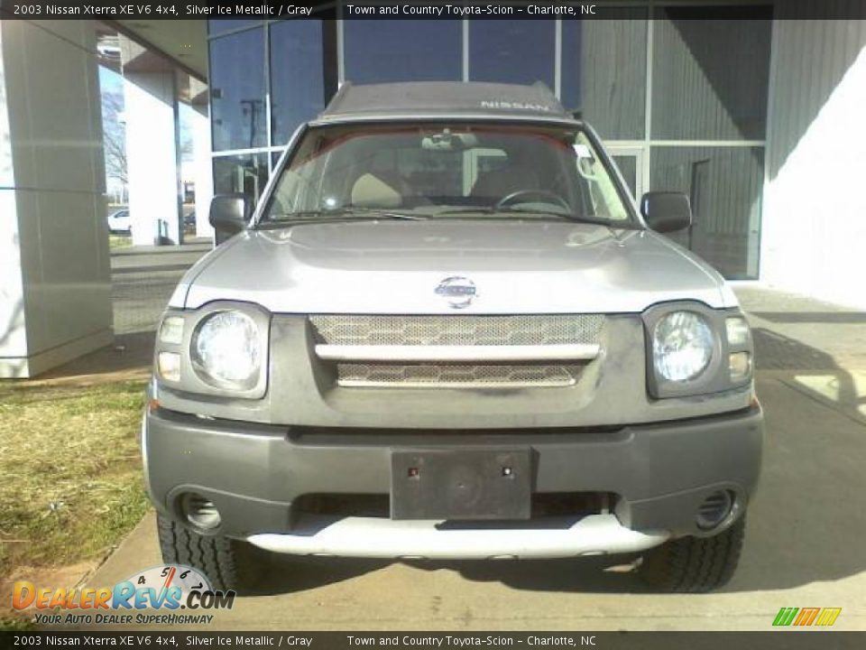 2003 Nissan Xterra XE V6 4x4 Silver Ice Metallic / Gray Photo #2