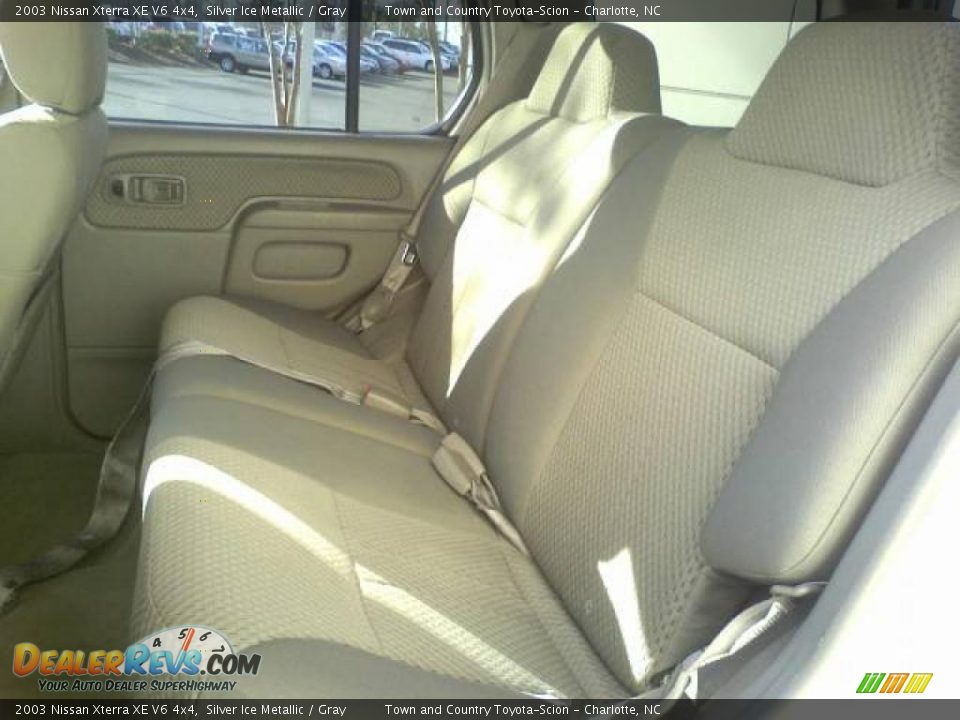 2003 Nissan Xterra XE V6 4x4 Silver Ice Metallic / Gray Photo #7