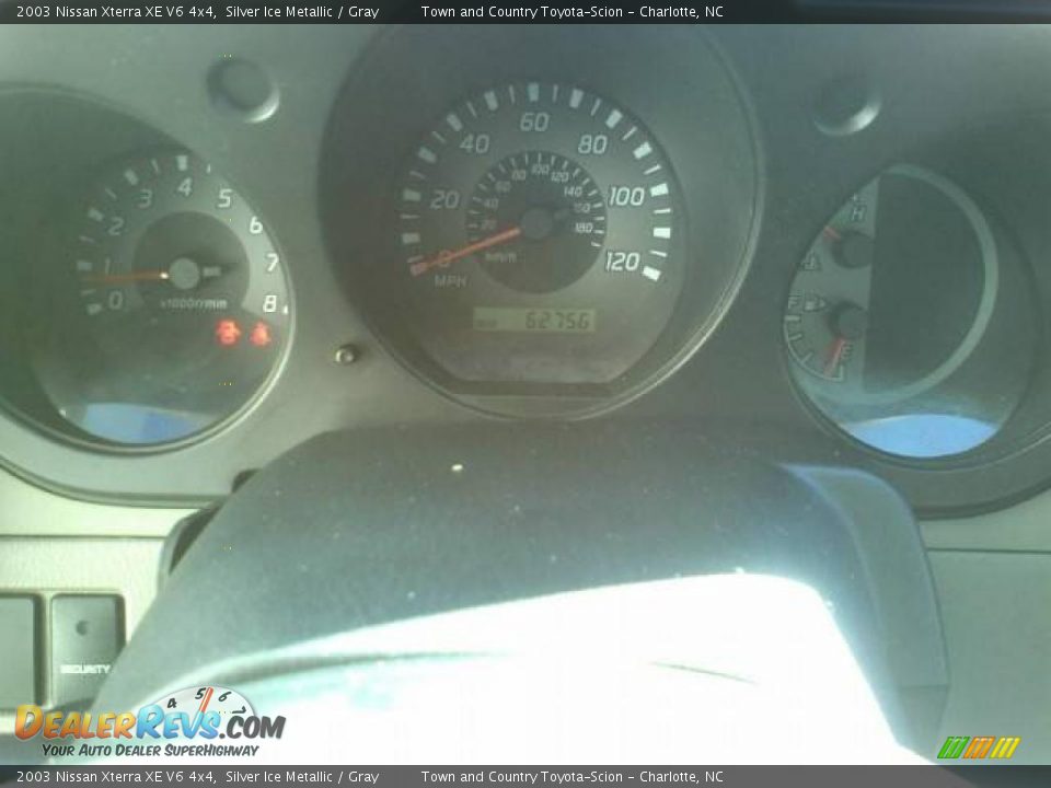 2003 Nissan Xterra XE V6 4x4 Silver Ice Metallic / Gray Photo #9