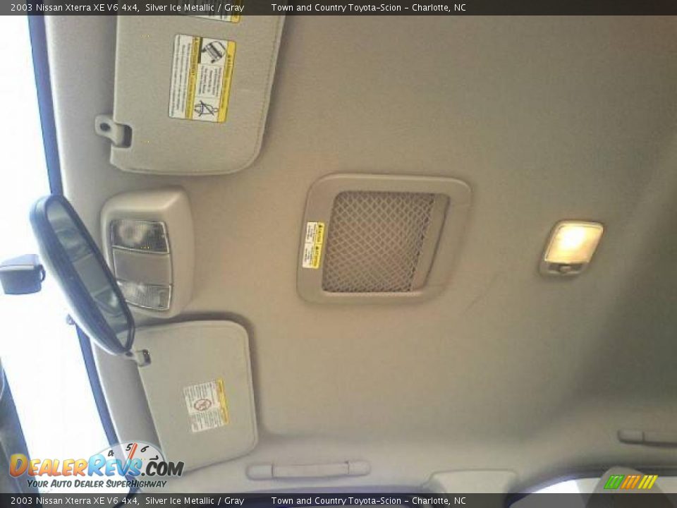 2003 Nissan Xterra XE V6 4x4 Silver Ice Metallic / Gray Photo #14