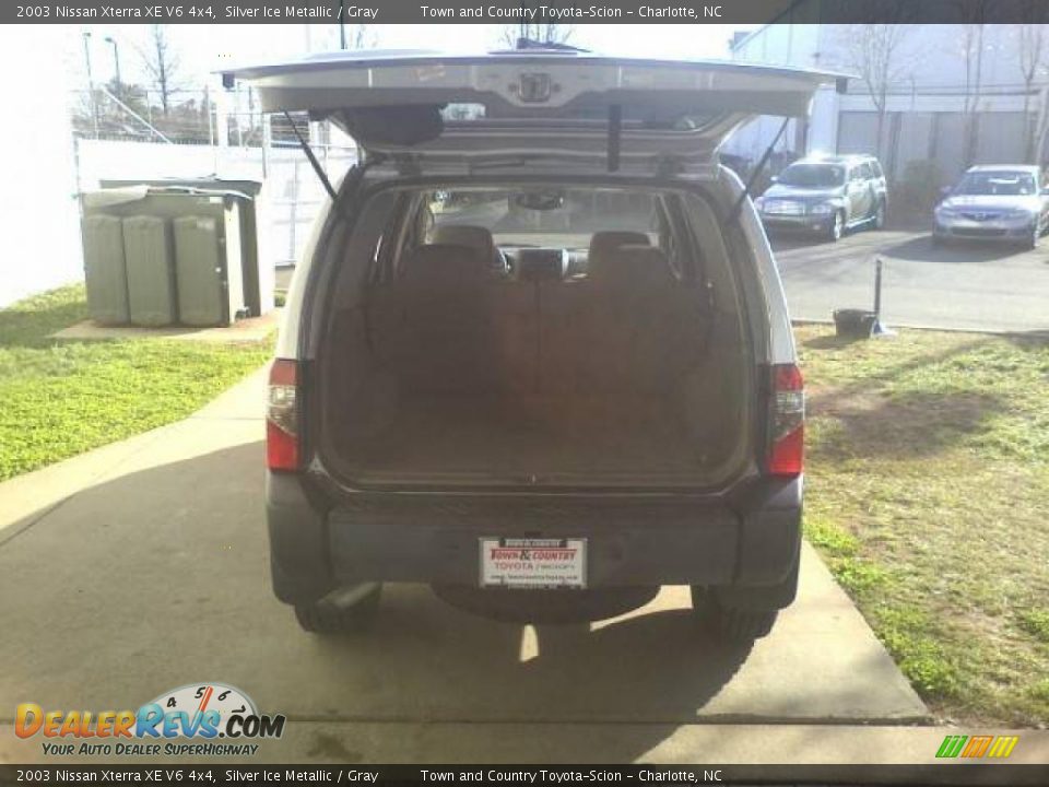 2003 Nissan Xterra XE V6 4x4 Silver Ice Metallic / Gray Photo #15