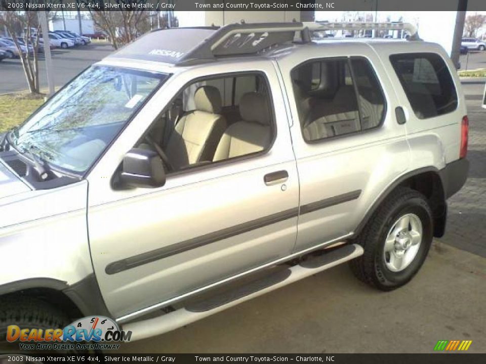 2003 Nissan Xterra XE V6 4x4 Silver Ice Metallic / Gray Photo #19