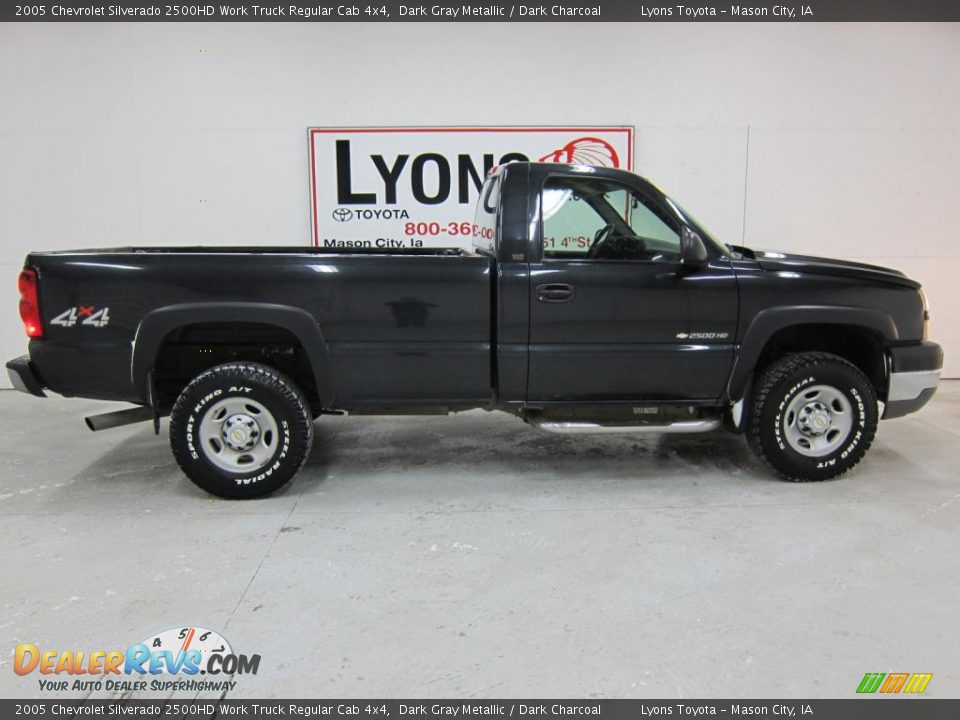 2005 Chevrolet Silverado 2500HD Work Truck Regular Cab 4x4 Dark Gray Metallic / Dark Charcoal Photo #5