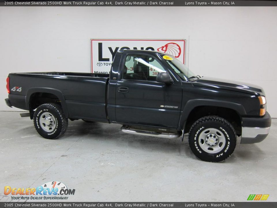 2005 Chevrolet Silverado 2500HD Work Truck Regular Cab 4x4 Dark Gray Metallic / Dark Charcoal Photo #9