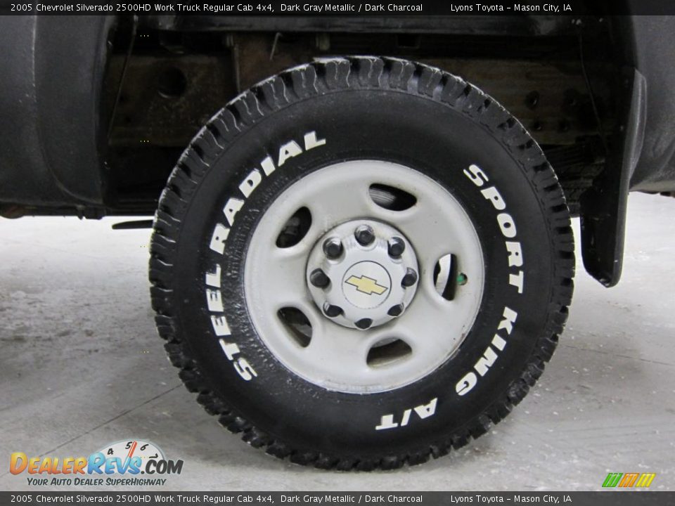 2005 Chevrolet Silverado 2500HD Work Truck Regular Cab 4x4 Dark Gray Metallic / Dark Charcoal Photo #22