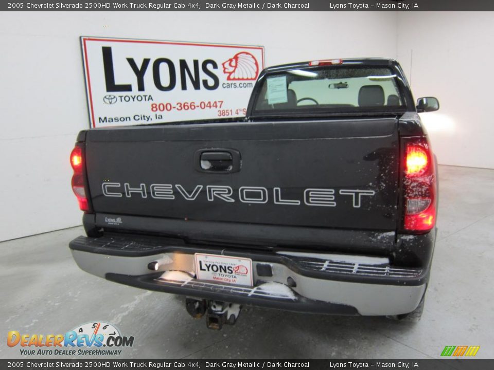 2005 Chevrolet Silverado 2500HD Work Truck Regular Cab 4x4 Dark Gray Metallic / Dark Charcoal Photo #26