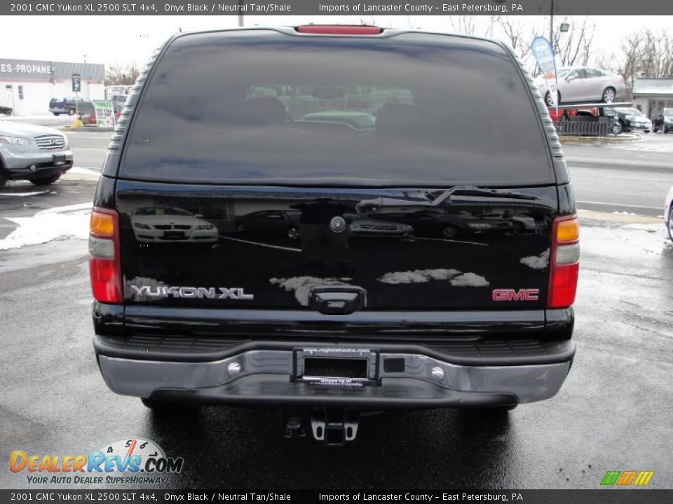 2001 GMC Yukon XL 2500 SLT 4x4 Onyx Black / Neutral Tan/Shale Photo #5