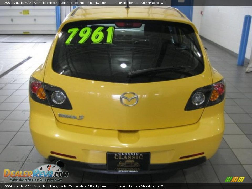 2004 Mazda MAZDA3 s Hatchback Solar Yellow Mica / Black/Blue Photo #8