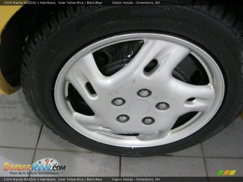 2004 Mazda MAZDA3 s Hatchback Wheel Photo #11