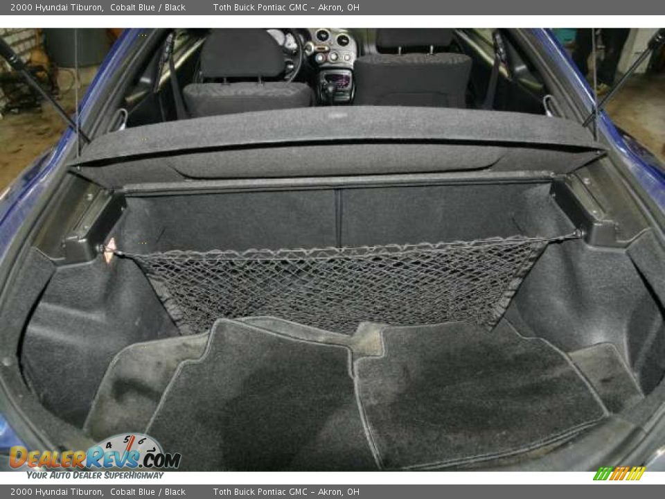 2000 Hyundai Tiburon  Trunk Photo #12