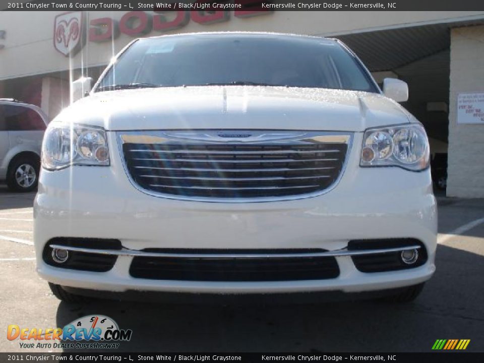 2011 Chrysler Town & Country Touring - L Stone White / Black/Light Graystone Photo #5