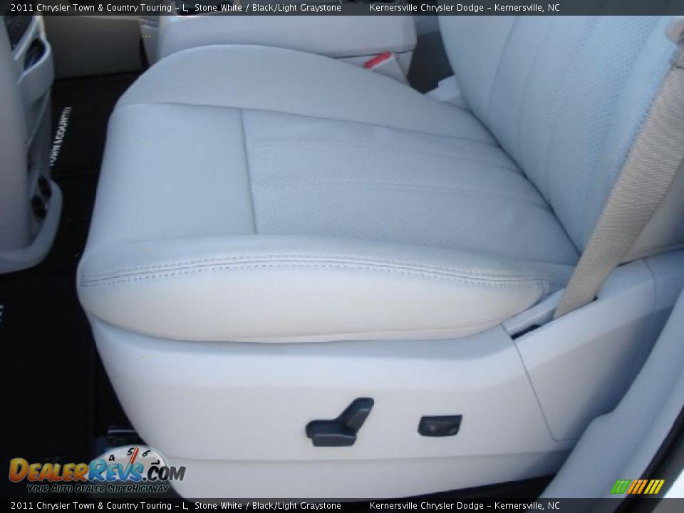 2011 Chrysler Town & Country Touring - L Stone White / Black/Light Graystone Photo #7
