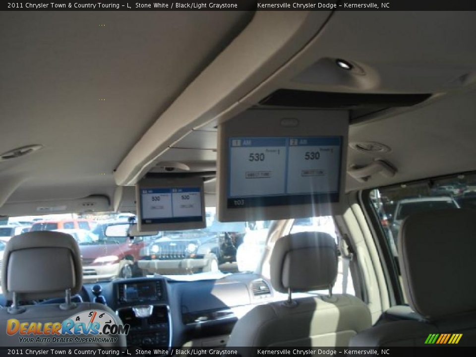2011 Chrysler Town & Country Touring - L Stone White / Black/Light Graystone Photo #13