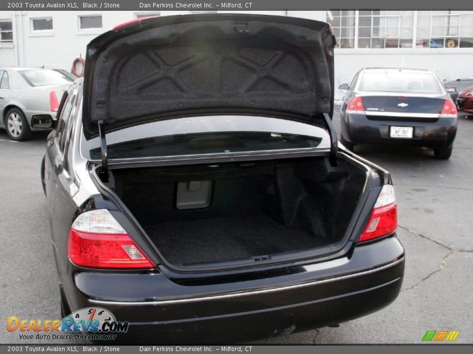 2003 Toyota Avalon XLS Black / Stone Photo #8