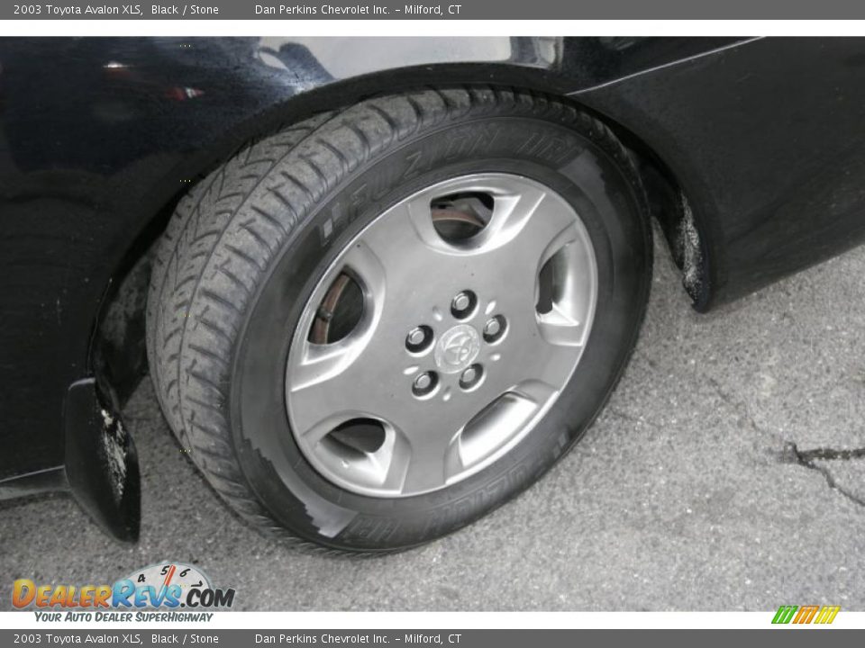 2003 Toyota Avalon XLS Black / Stone Photo #19