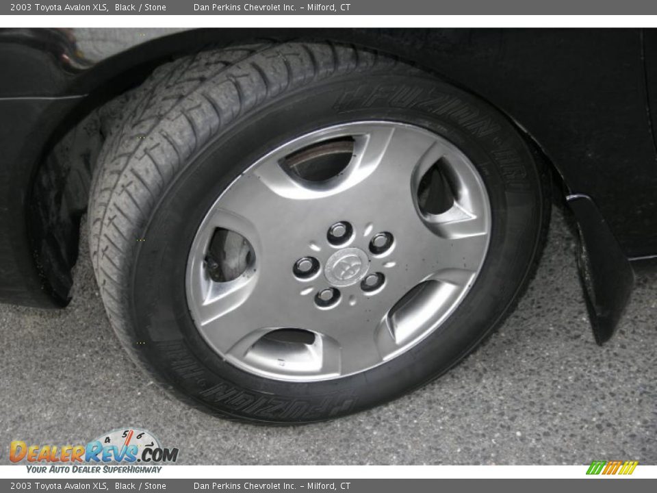 2003 Toyota Avalon XLS Black / Stone Photo #22