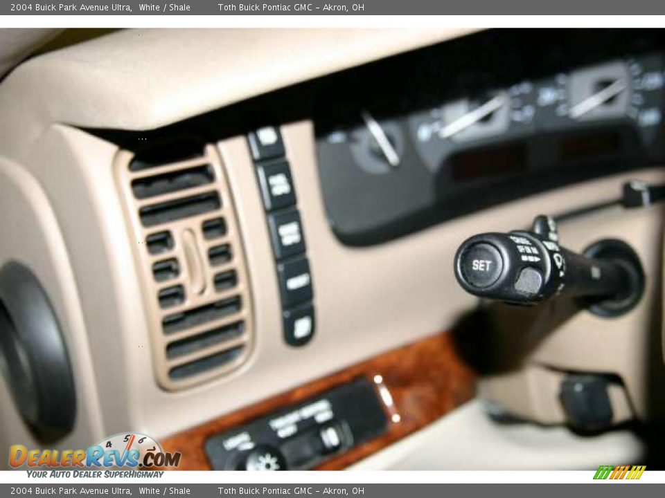 2004 Buick Park Avenue Ultra White / Shale Photo #10