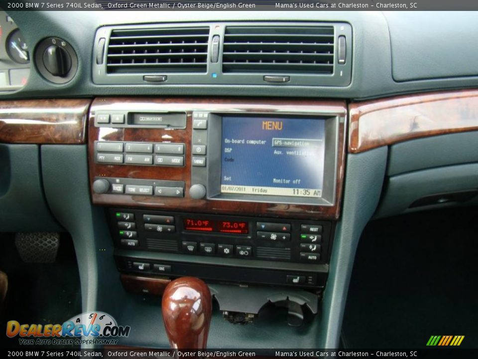 Controls of 2000 BMW 7 Series 740iL Sedan Photo #22