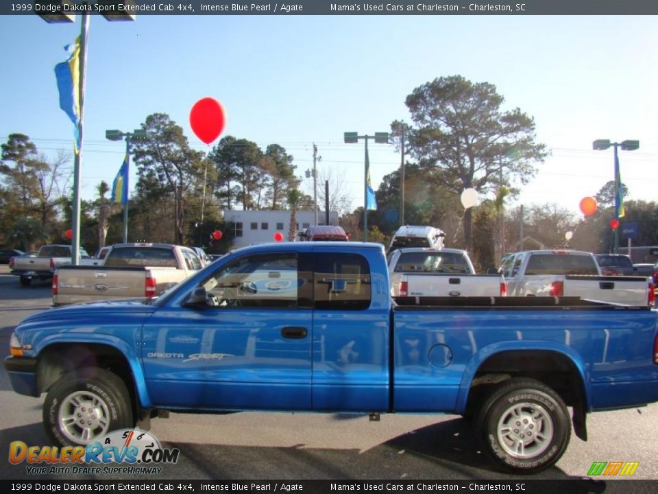 1999 Dodge Dakota Sport Extended Cab 4x4 Intense Blue Pearl / Agate Photo #5