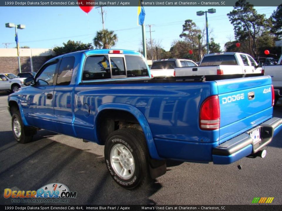 1999 Dodge Dakota Sport Extended Cab 4x4 Intense Blue Pearl / Agate Photo #6